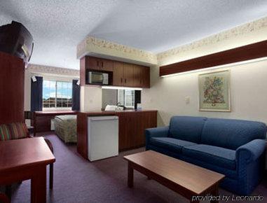 Microtel Inn & Suites By Wyndham Detroit Роузвил Стая снимка