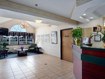 Microtel Inn & Suites By Wyndham Detroit Роузвил Интериор снимка